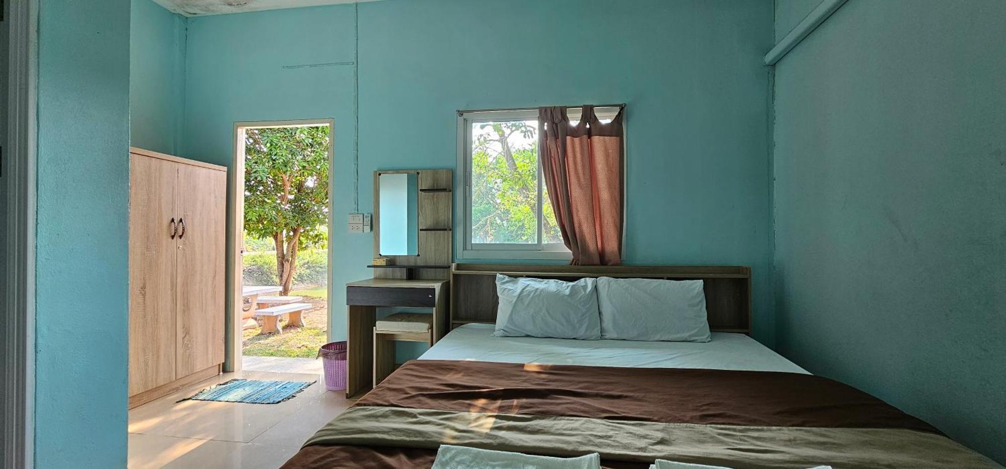 Armthong Resort Nakhon Nayok Bagian luar foto