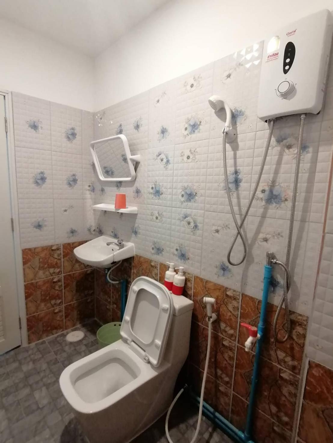 Armthong Resort Nakhon Nayok Bagian luar foto