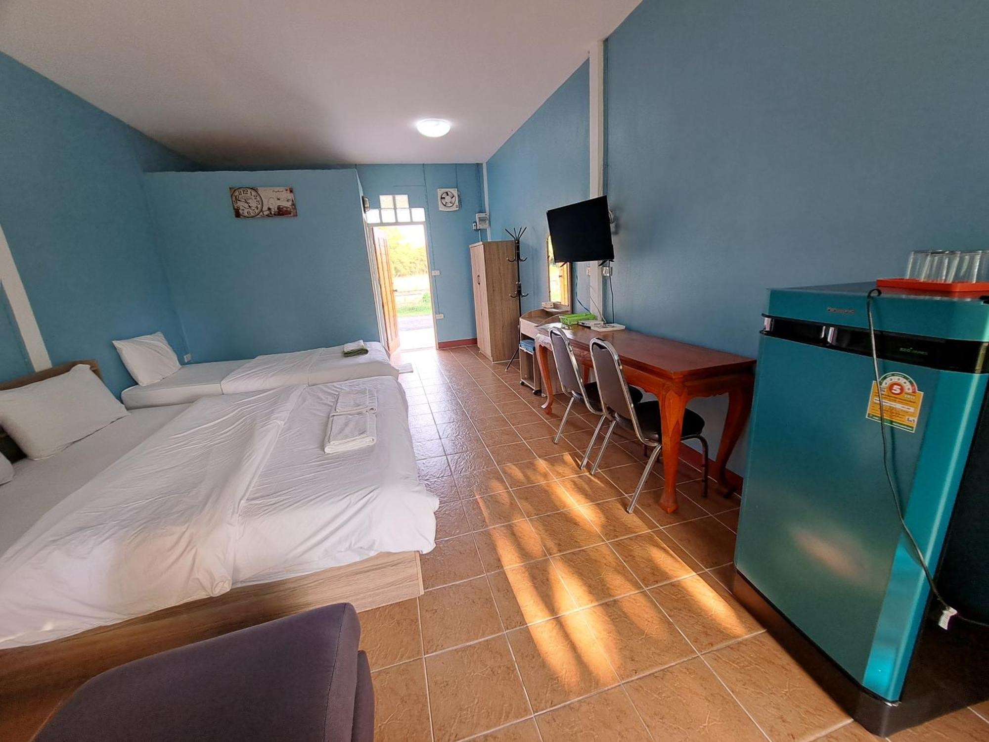 Armthong Resort Nakhon Nayok Bagian luar foto